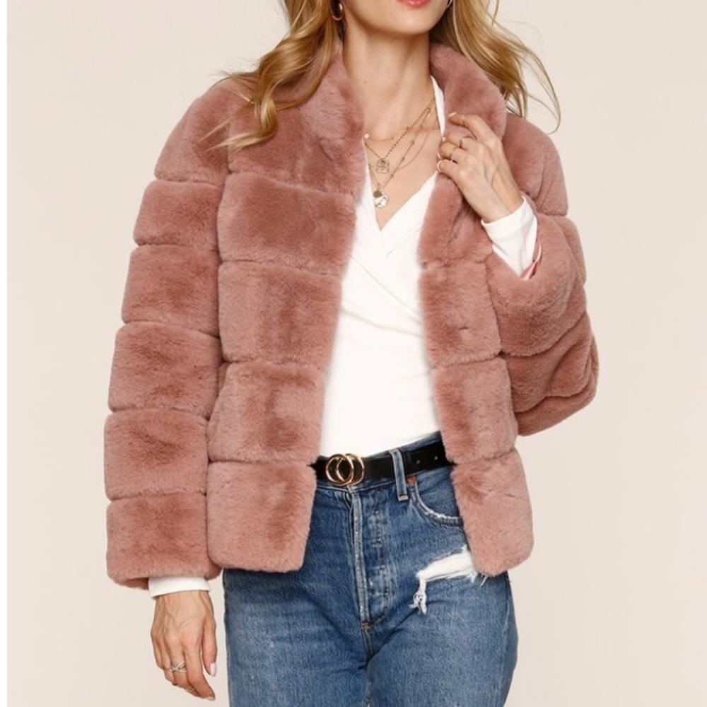 Heartloom Faux Fur Bella Jacket,  Like New
